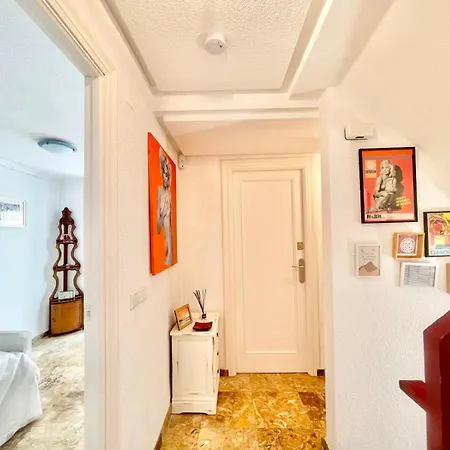 Vakantiehuis Macarena House & Chill Out Benidorm